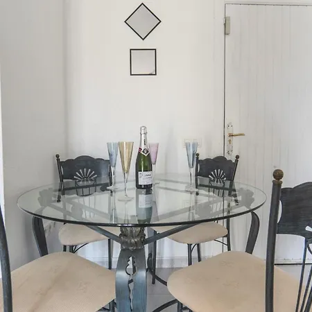 Cosy Close To Local Amenities * Torrevieja
